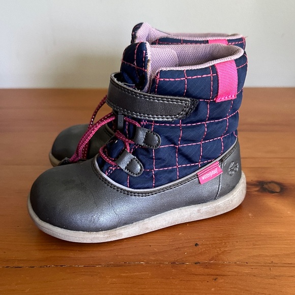 Kids' Quilted Winter Boots - Gray and Pink - Picture 4 of 5
